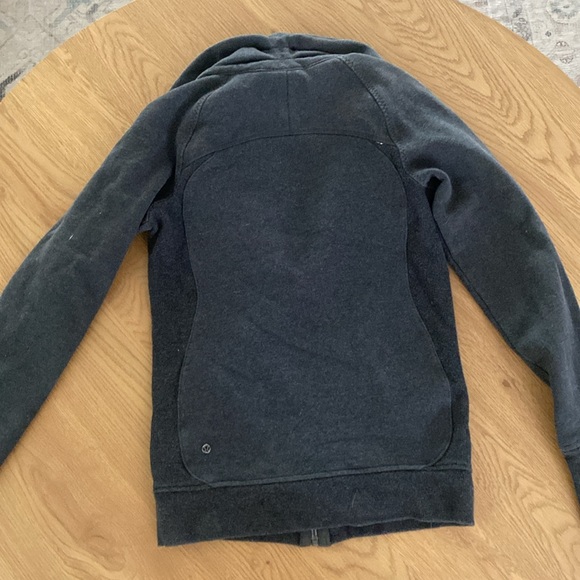 Lululemon sweatshirt - Picture 3 of 3